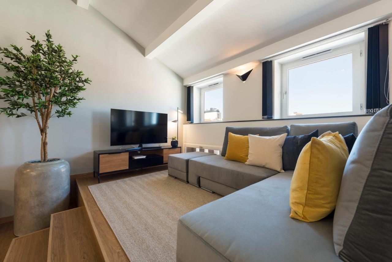 Appartamento Modern Loft With Ac In Downtown By Lovelystay Oporto