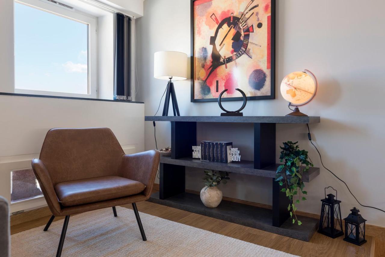 Appartamento Modern Loft With Ac In Downtown By Lovelystay Oporto